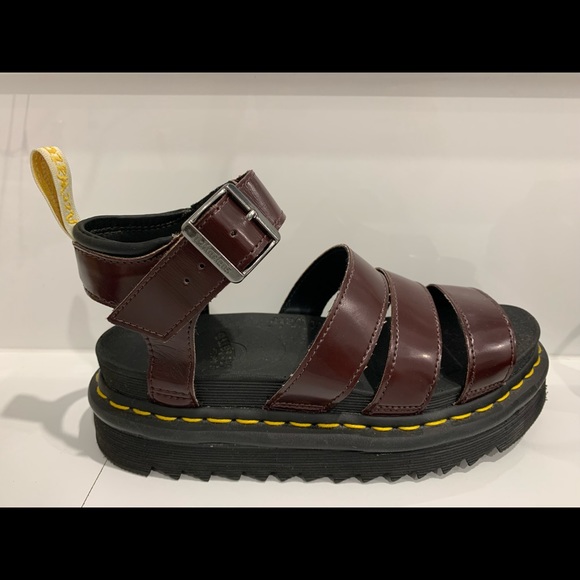 Cherry red Doc sandals - Picture 5 of 7